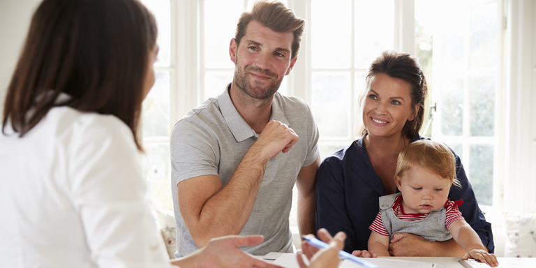 Situation de consultation - professionnels, parents, enfant